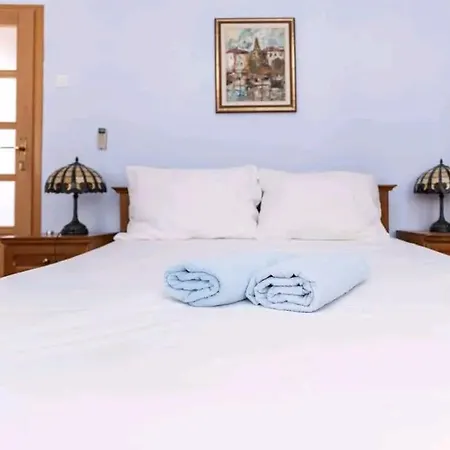 Radhika House Apartman